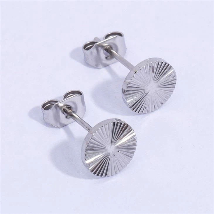 circle ear studs