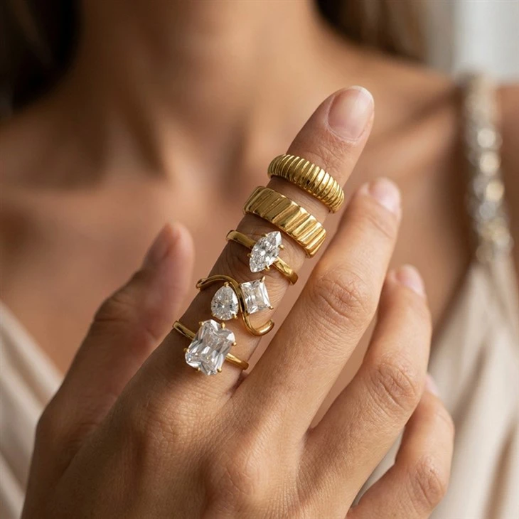 Bypass Żewġ Stone CZ Ring